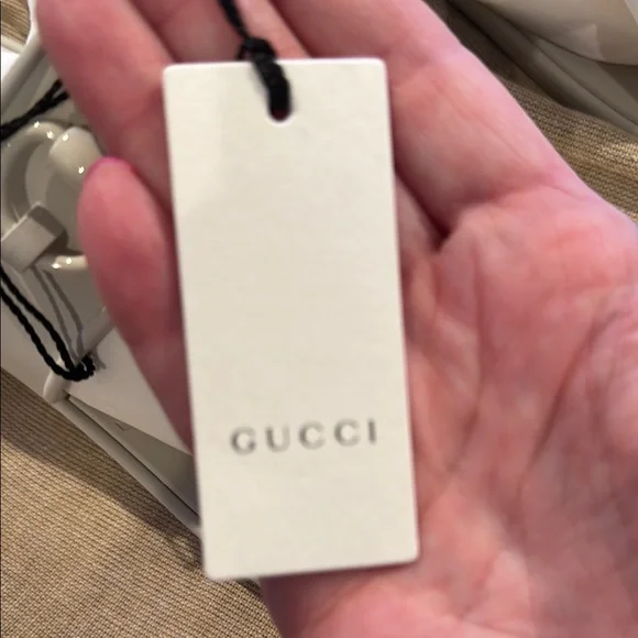 Gucci Cream Slide Sandals with Embossed Logo - Picture 2 of 5